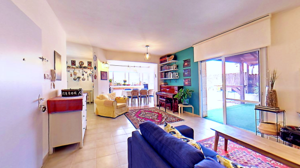 בשכונת סנסן