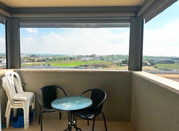 דקר 11, גני יער