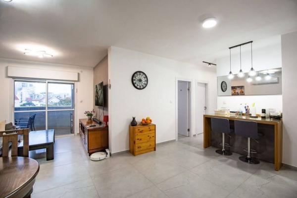 צלף 3, נאות בגין