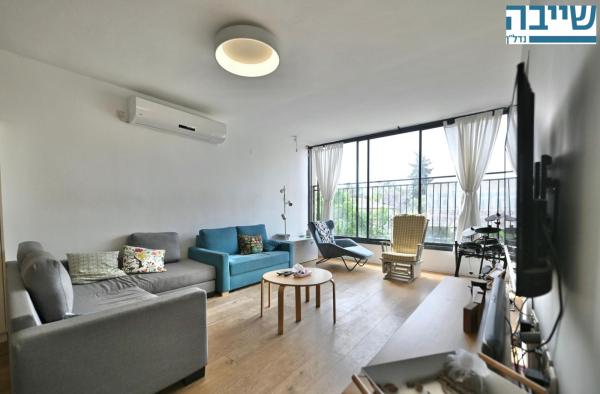 גלזר אליהו, מרכז העיר