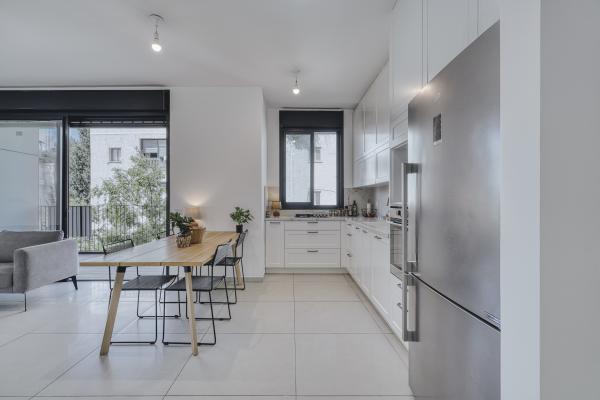 קליי 18, הצפון החדש סביבת כיכר המדינה