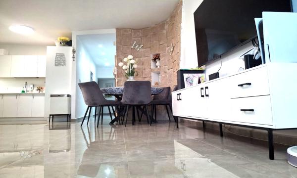 סוקולוב, הירוקה המרכזית