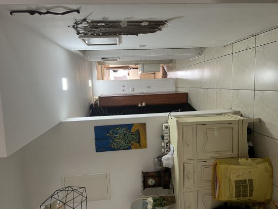 שדרות ירושלים 13, דרום