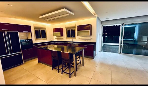 סוקולוב 97, הירוקה המזרחית