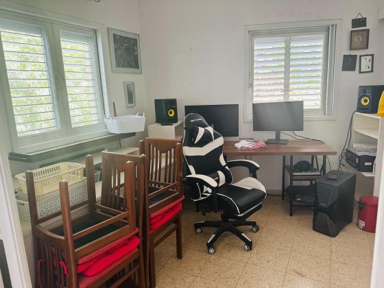 שדרות בן ציון, לב תל אביב