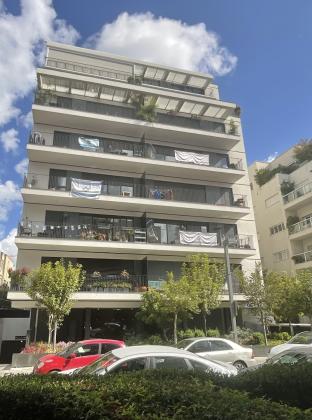 מטמון כהן 5, הצפון החדש סביבת כיכר המדינה