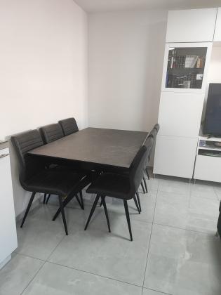 בשכונת כלי שיר