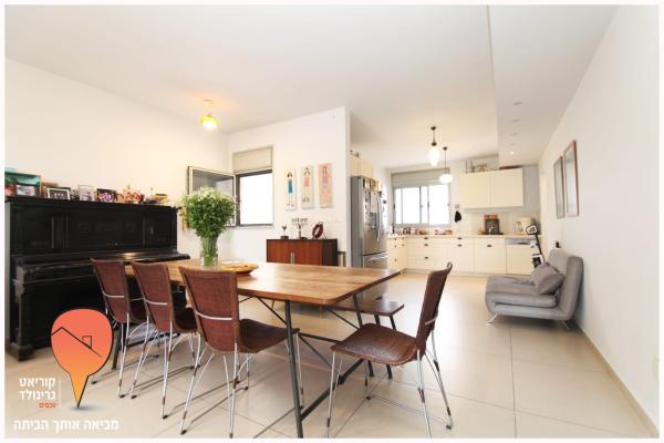 אוסטרובסקי, השכונה הירוקה