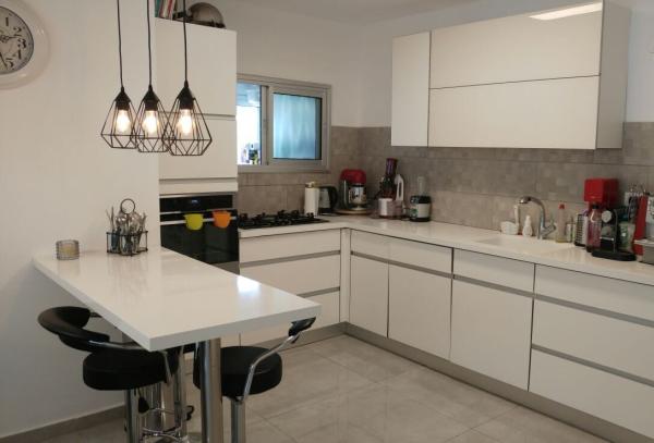 טשרניחובסקי, הירוקה המרכזית