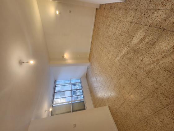 תל חי 6, מרכז העיר דרום