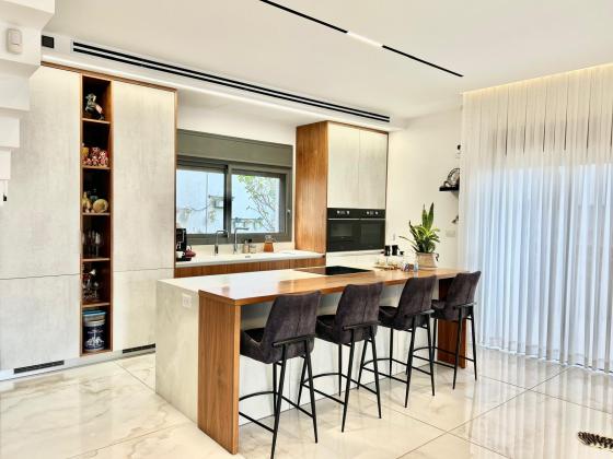 רמון 43, רמות