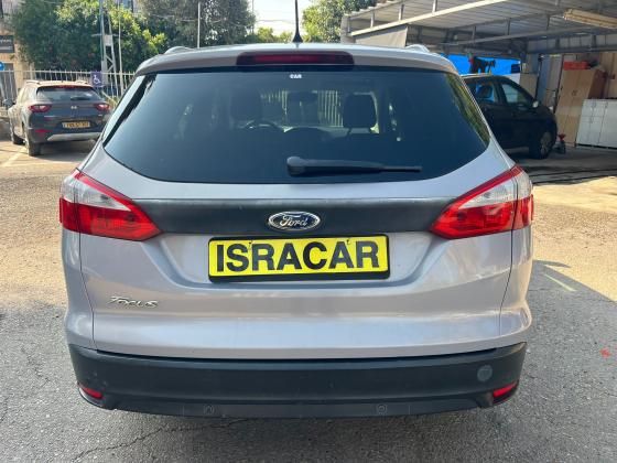 פורד פוקוס (2012)