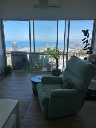 מונטיפיורי 11, הדר עליון