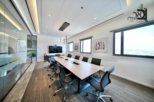 הורביץ אלי 27