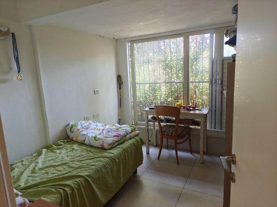 גונן 9, שיכון חברת חשמל