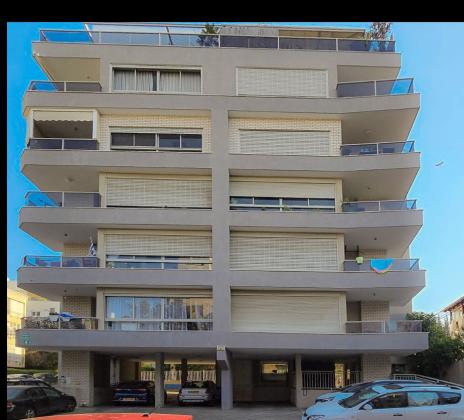 י"א באדר 2, מתחם נגבה