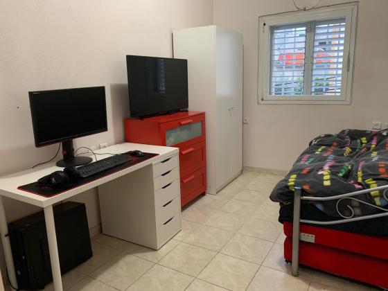 אחיעזר 16 (התקווה)