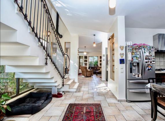 החצב 74, גבעת עדן