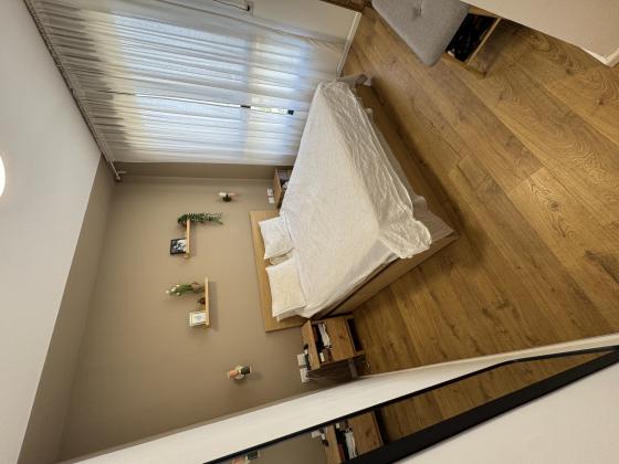 יעקב תמרי 1, חצרות המושבה