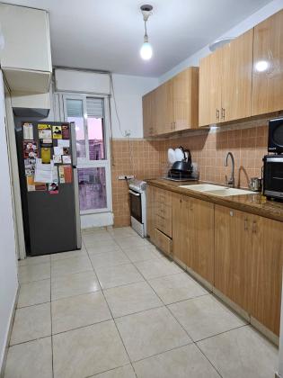 לייש 401, גילה