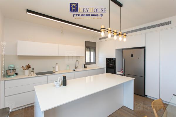 מרגלית, שמבור