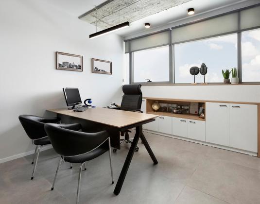 התע"ש 18, אזור התעשיה הישן