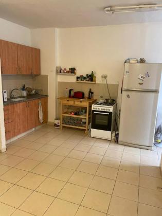 ירושלים 65, בית וגן