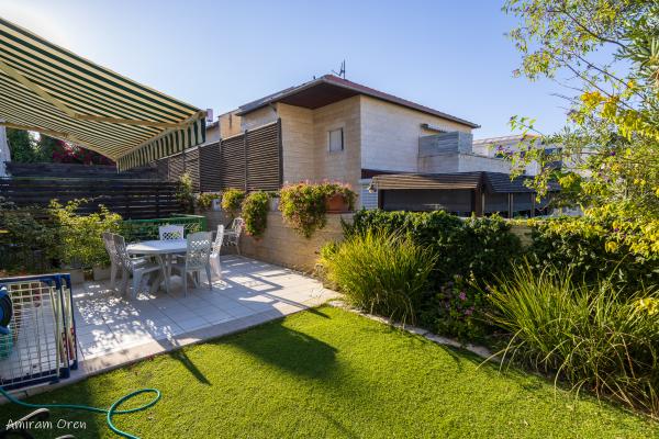 שבו 4, רכס חלילים