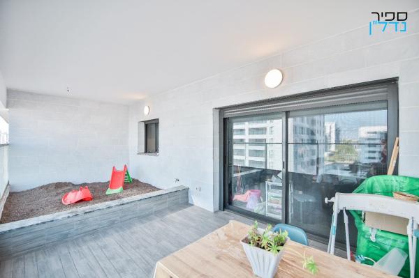 בשכונת אור ים