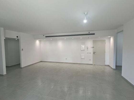 שער יפו 5, נוריות