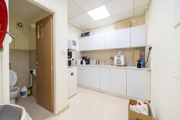 המכבים 3, מרכז העיר