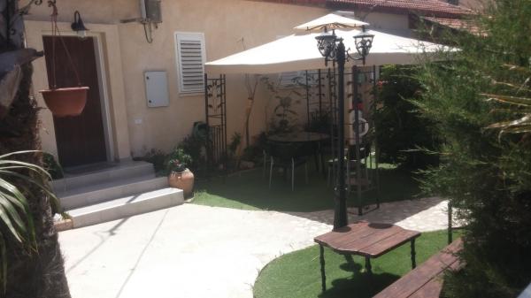 הכרמל 14, נוה ישראל