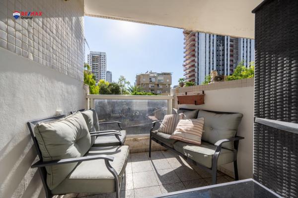 בשכונת נחלת גנים