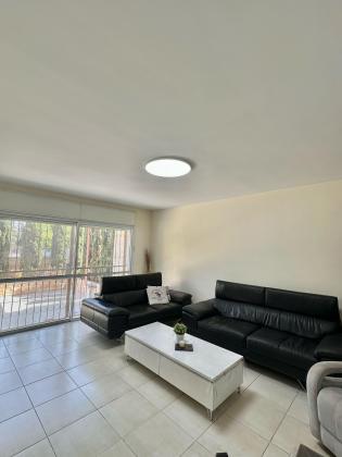 הקירטון 9, נופי הסלע