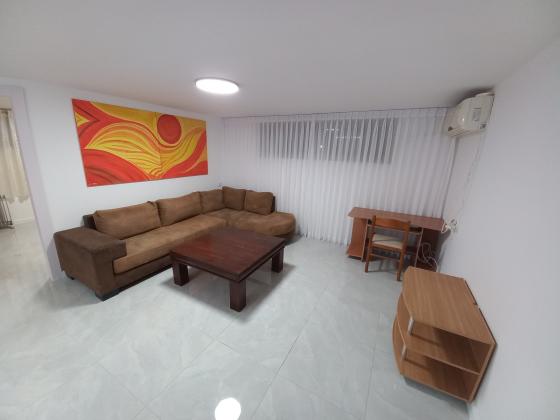 אברהם שופט 102, רמות