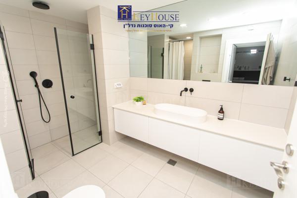 מרגלית, שמבור