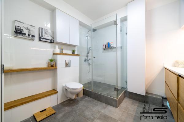 יד שלום 21, תל יהודה