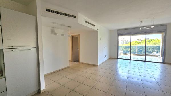 ששת הימים 16, פרחים;דגניה