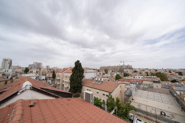 משה חגיז, זכרון משה