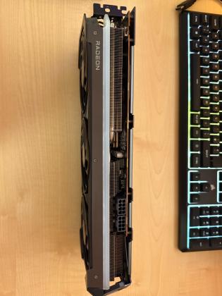 ASUS Dual Radeon RX 7800