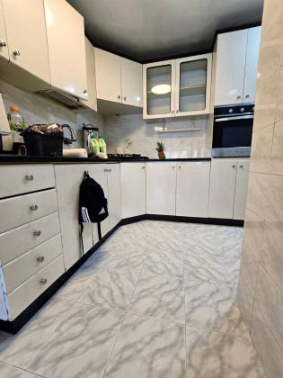 צרעה, כפר שלם