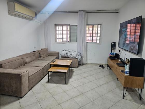 שער הגיא 3, שכונה ט