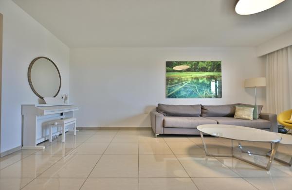 התורמוס 1, קרית ראשון