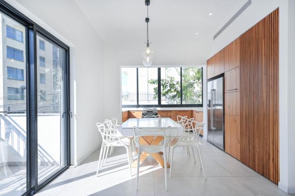 ז'בוטינסקי 3, הצפון הישן החלק הצפוני