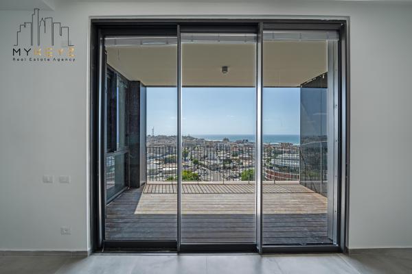 סלמה 46, פלורנטין