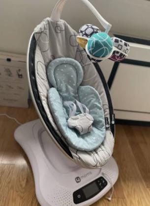 נדנדת התינוק הרב תנועתית MamaRoo