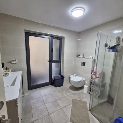 בשכונת קטמון א-ו