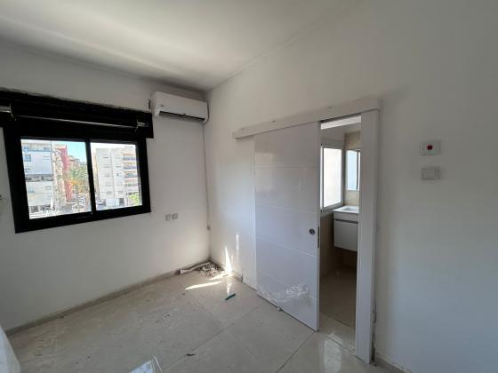 העליה 45, מרכז העיר