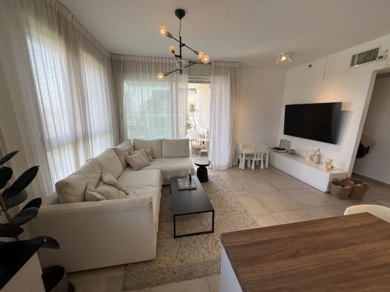 בית אל 17, נוה שרת