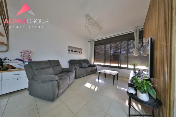 אלכסנדר זייד 51, קרית חיים מזרחית